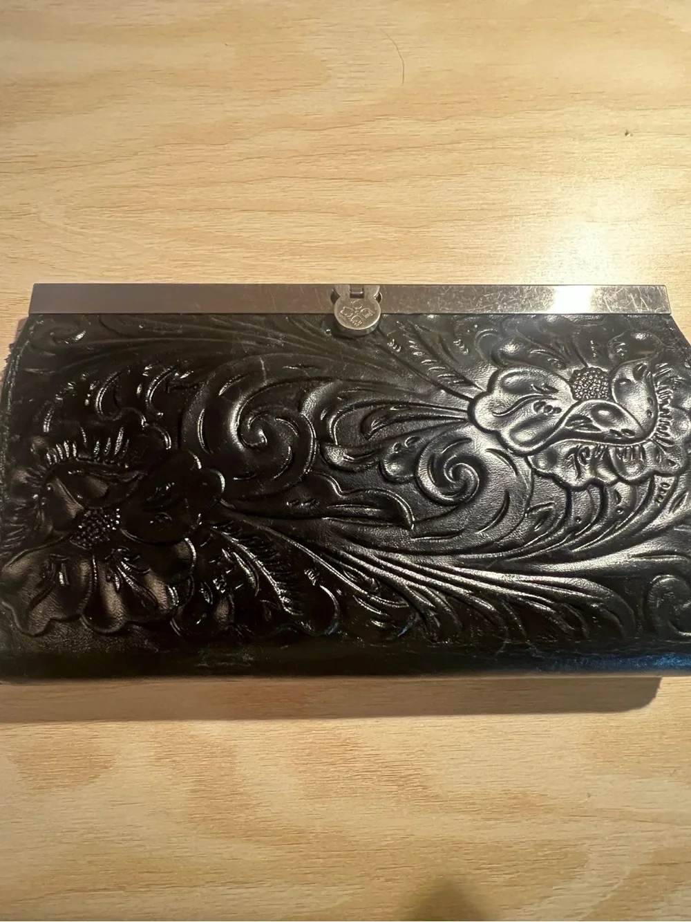 Patricia Nash Tooled Black Floral-Embossed Leather Wallet - Picture 1 of 9